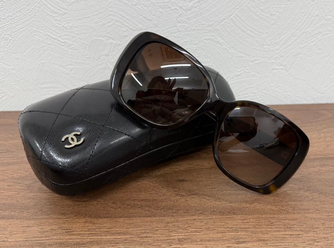 Wりーちゃんさま専用　CHANEL シャネル サングラス ココマーク ケース付