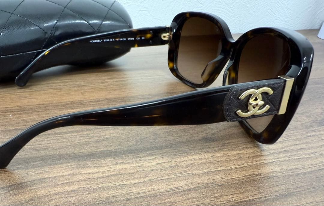 Wりーちゃんさま専用　CHANEL シャネル サングラス ココマーク ケース付