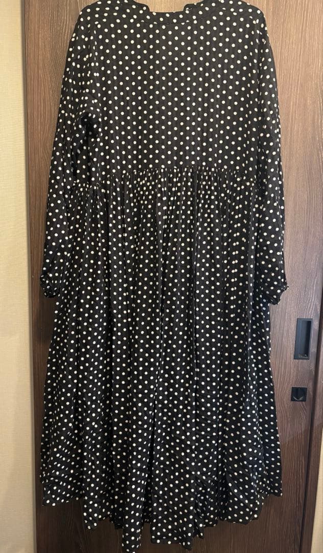 【未使用】BEARDSLEY ビアズリー ドットギャザーボリューム袖ワンピース