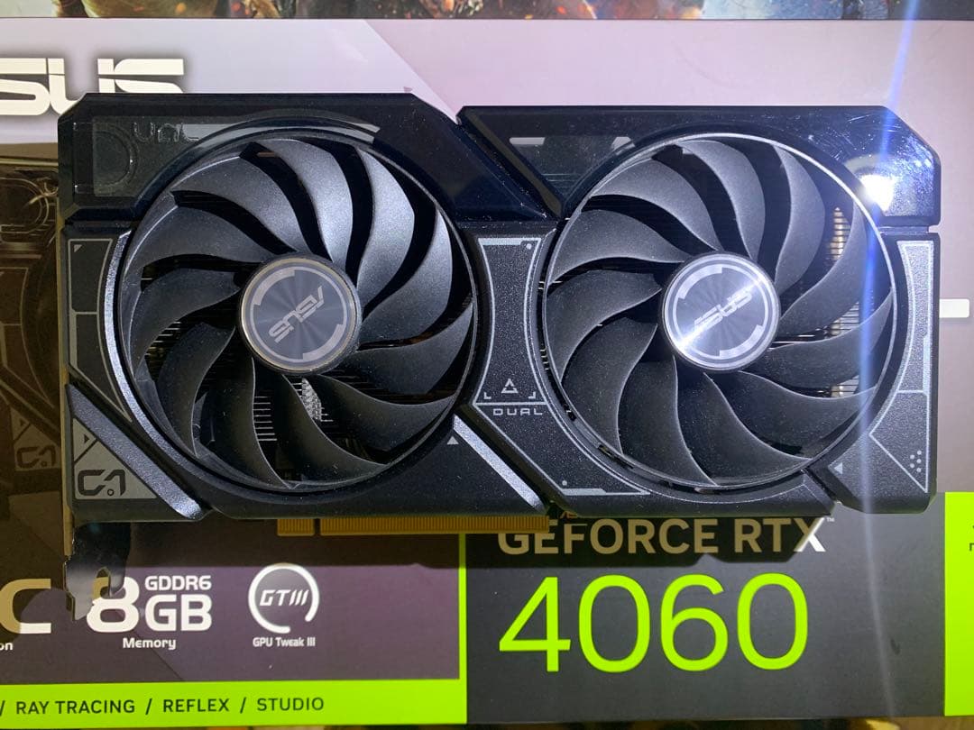 グラフィックボード・グラボ・ビデオカード ASUS GeForce RTX 4060 OC