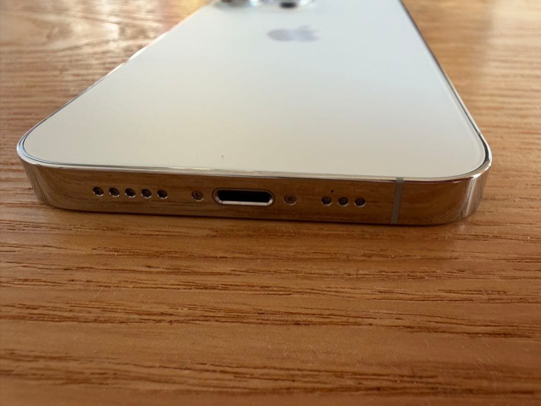 iPhone 13 Pro シルバー 256GB 本体のみ SIMフリー