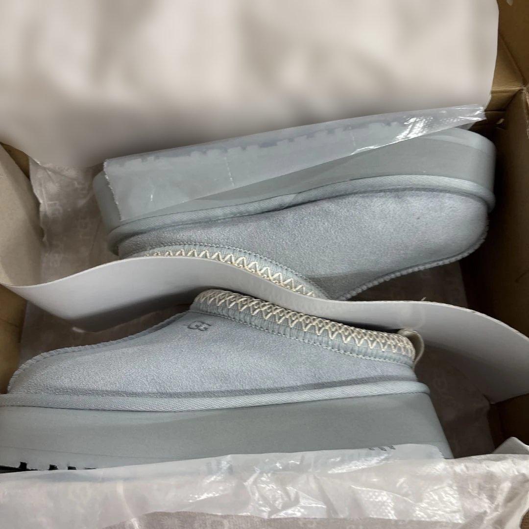 ゆ*ぴ様 新品箱あり　アグ UGG Tazz 厚底 スリッポン　24cm ブルー