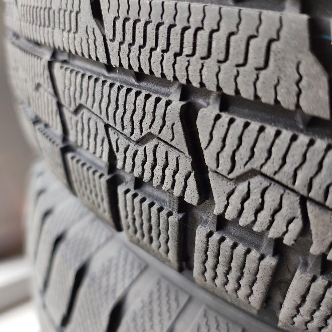 デリカD5 スタッドレス TOYO 216/70R16 20年