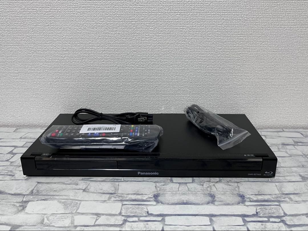 4K 1TB 3番組録画　パナソニック　BDレコーダー DMR-BZT665
