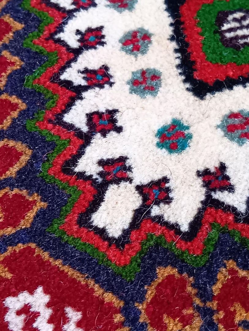 ペルシャ絨毯　ヤラメ絨毯　座布団　手織り　イラン　座布団ヤラメ(6)