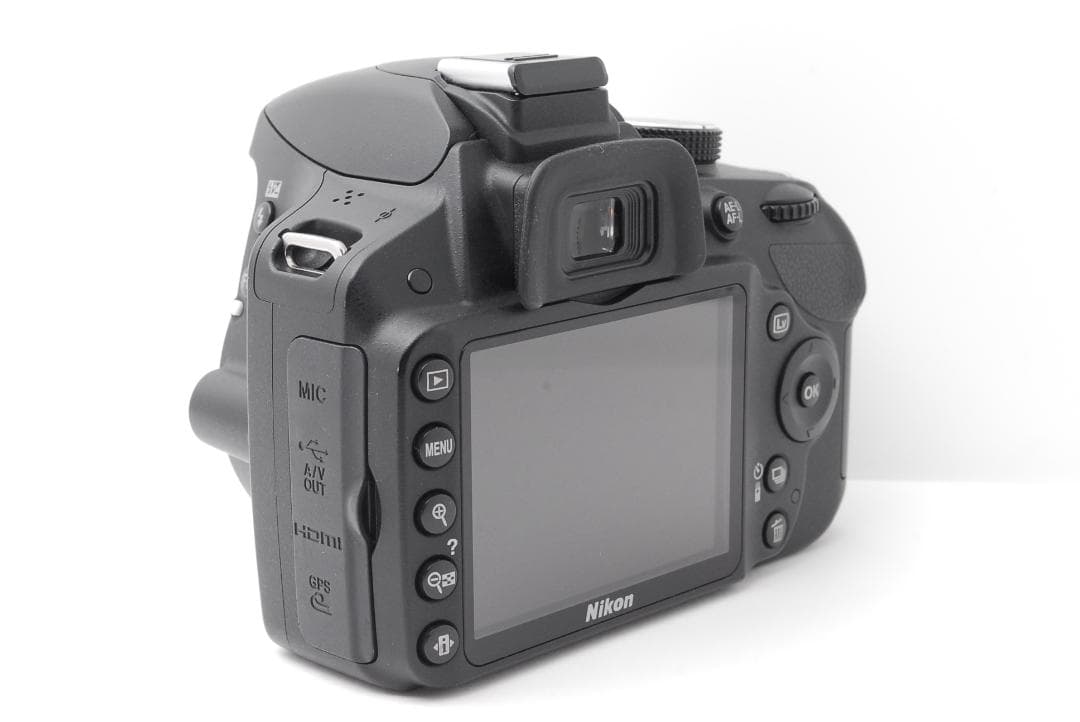 【使用感少の美品】Nikon D3200　スマホ転送　高画質モデル