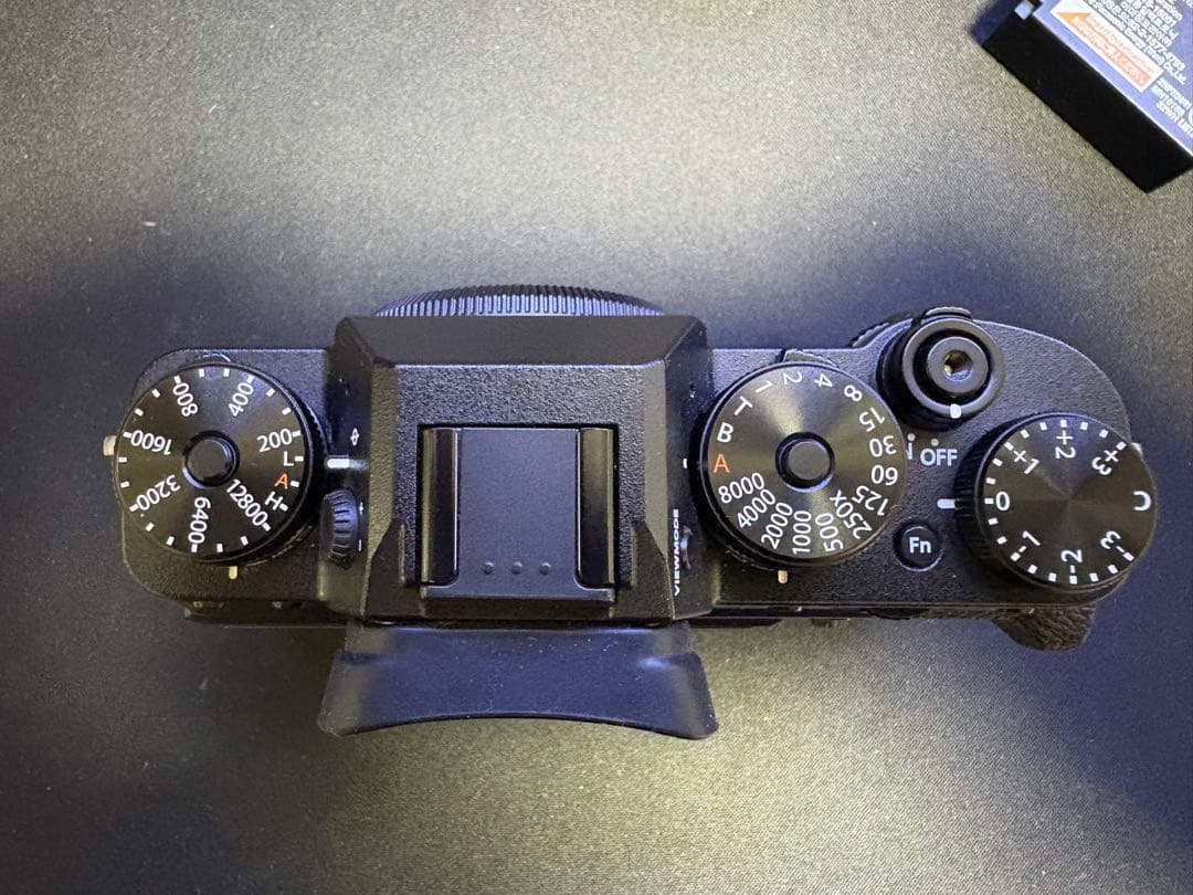 【美品】FUJIFILM X-T2 おまけ付き