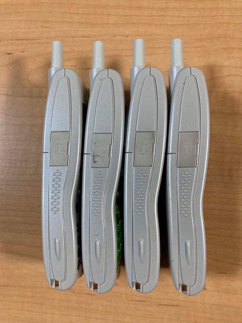 2021年製　OKI　UM7700　PHS　本体４台 充電器１台　中古