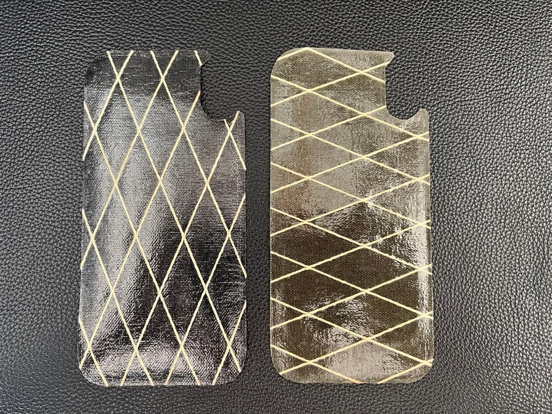 GRINDLODGE グラインドロッヂ　iPhone用　バックパネルシート　2枚