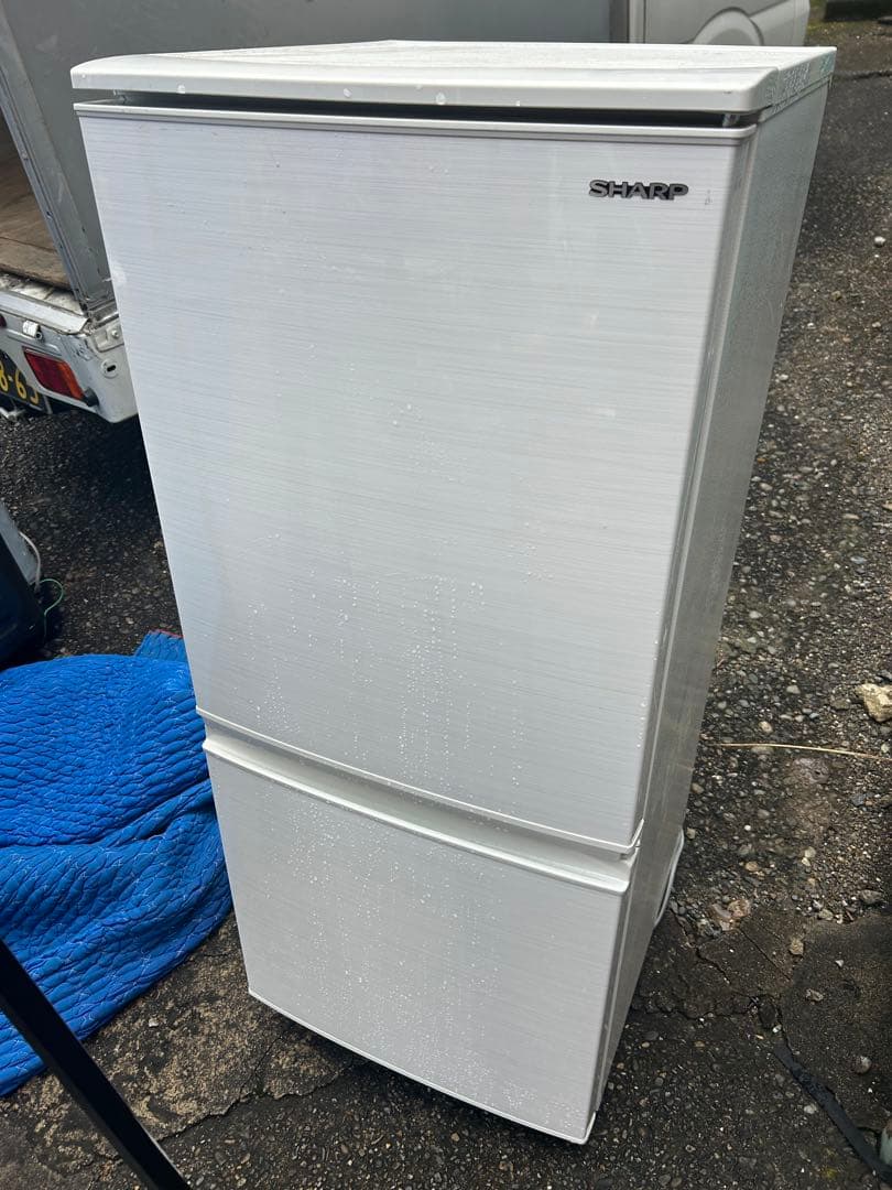 SHARP 2019年　美品　埼玉県川口市から配達、設置いたします