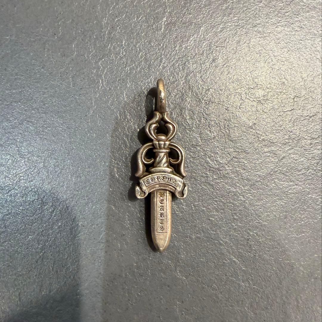 クロムハーツ　chromehearts ダブルダガー　チャーム　ネックレス