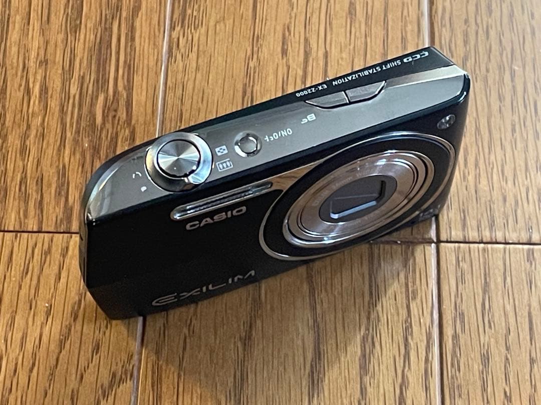 CASIO EXILIM EX-Z2000 デジカメ　箱・付属品完備