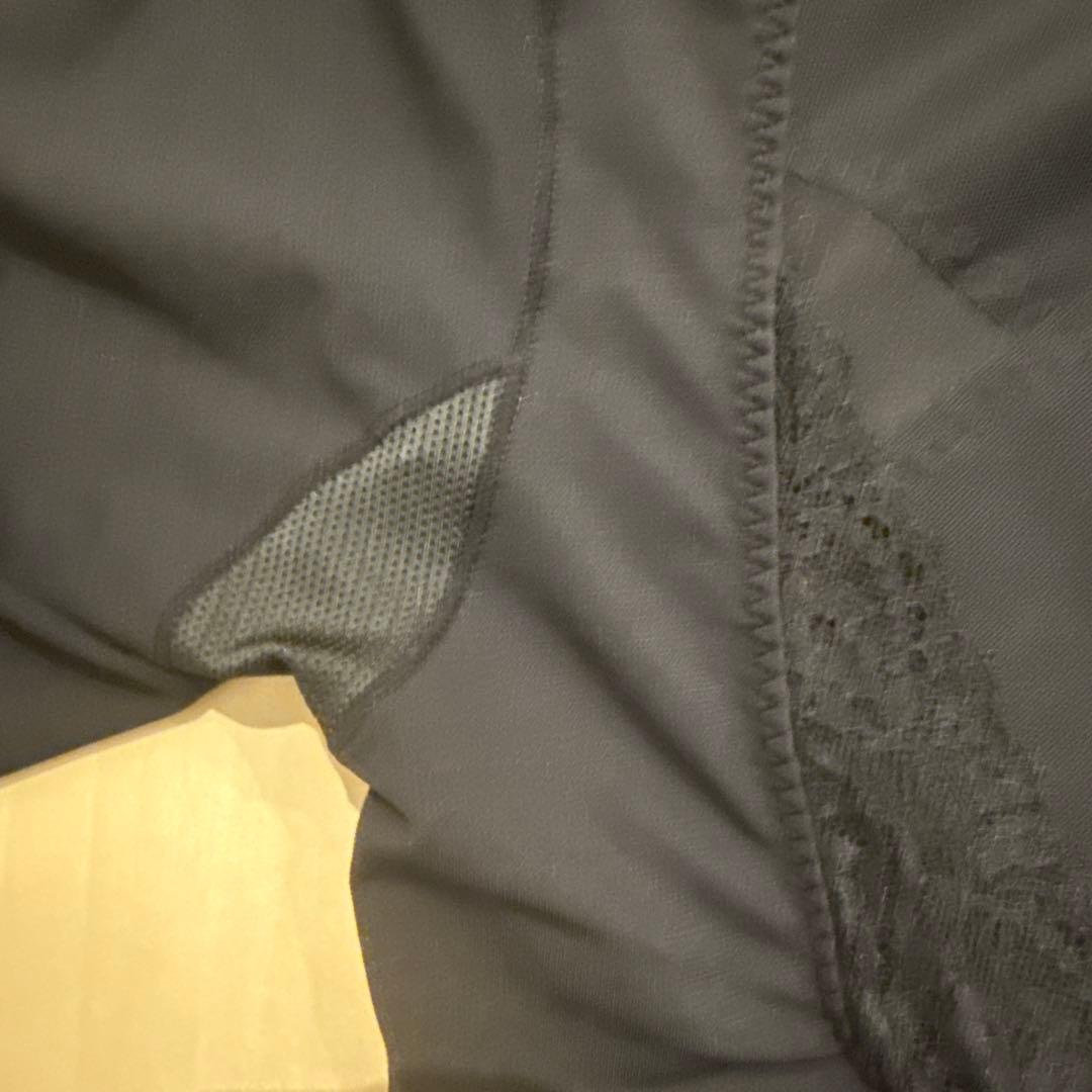 プゥアボーテ　Hiru美勢インナー 光電子　黒 半袖 インナー