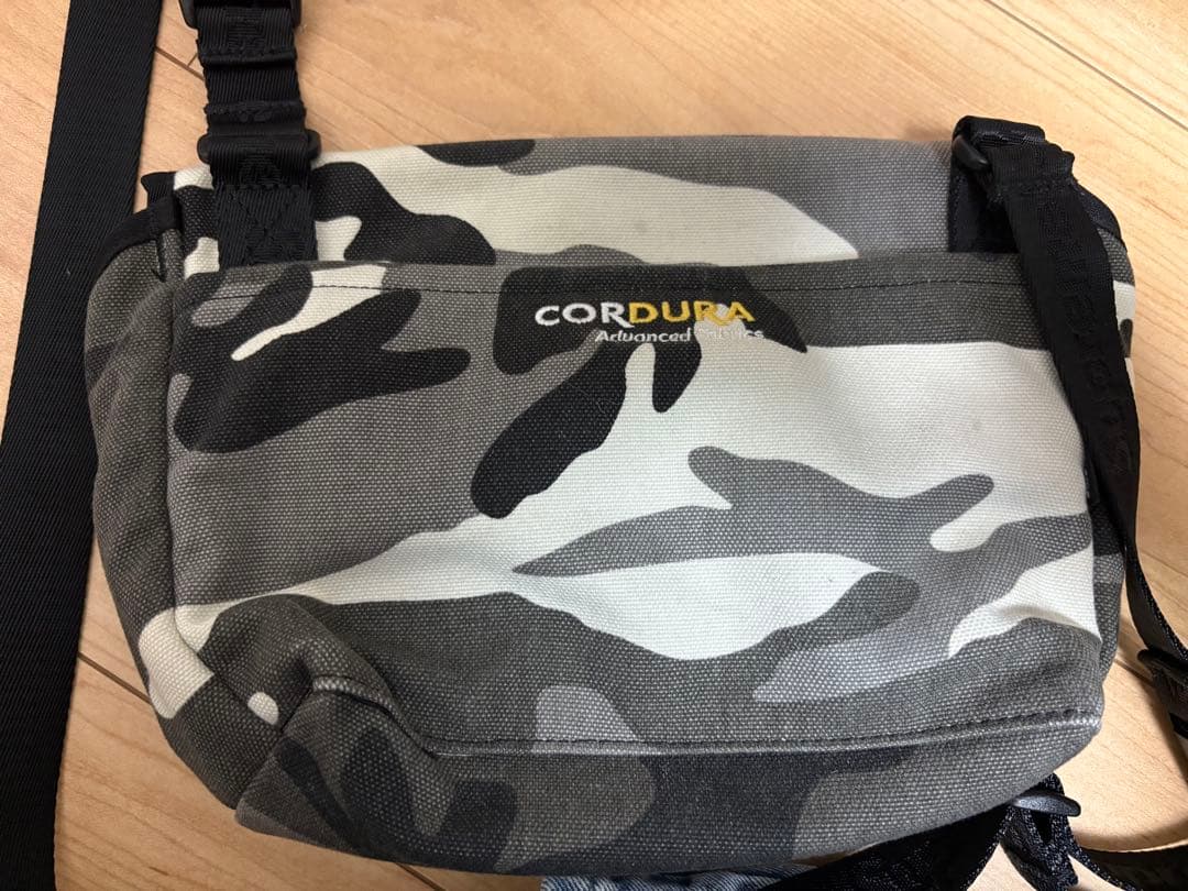Supreme Mini Messenger Bag  Camo バッグ