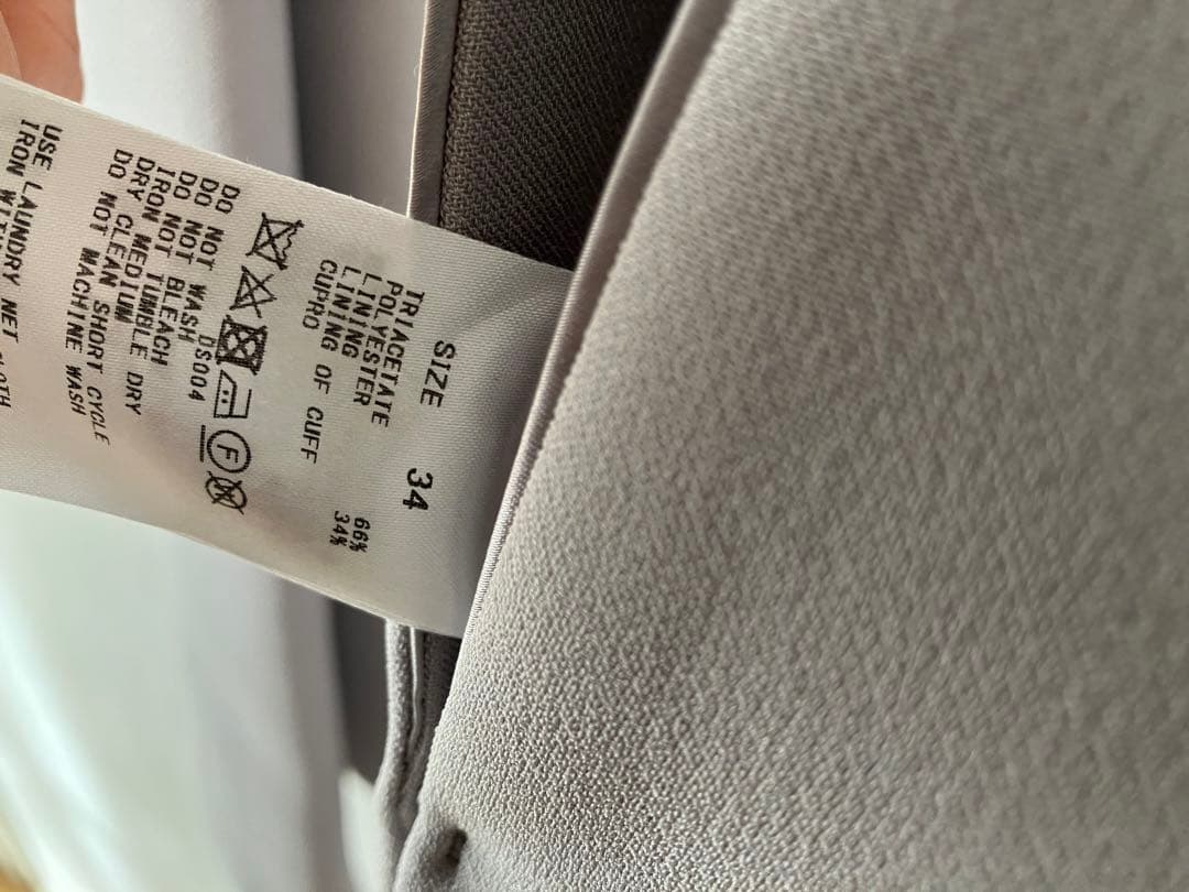 デプレ　des pres セットアップ　スーツ　トゥモロー