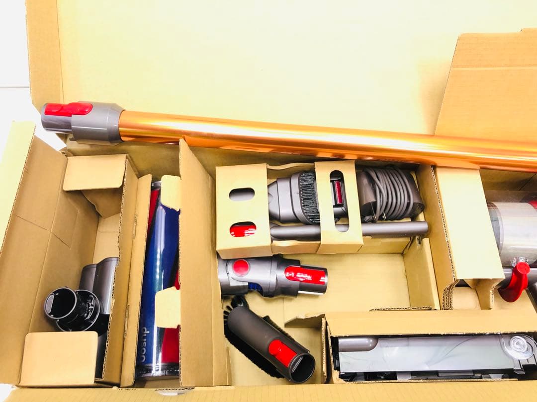 アウトレット品 コードレス掃除機 Dyson ハンディクリーナー SV12