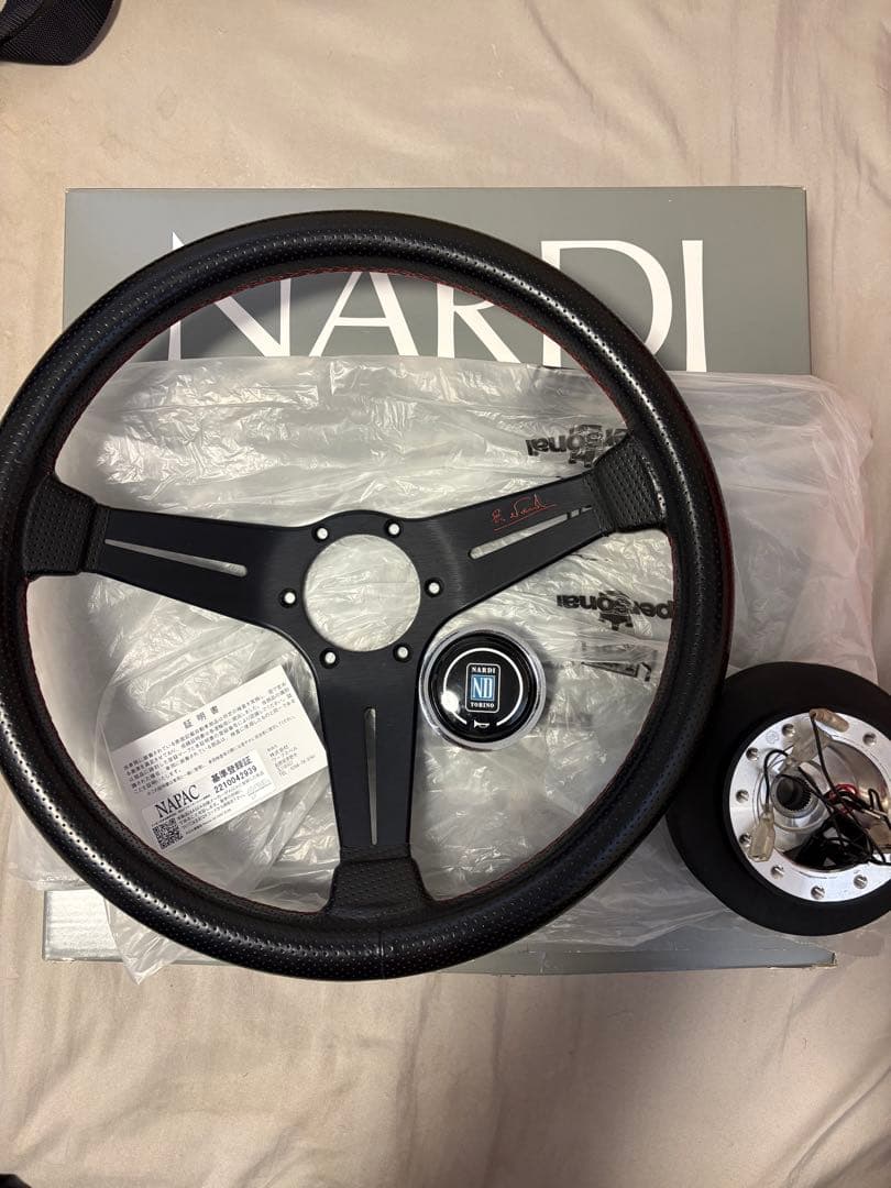 ナルディ　NARDI ブラック／レッド　限定品　ラリー 34