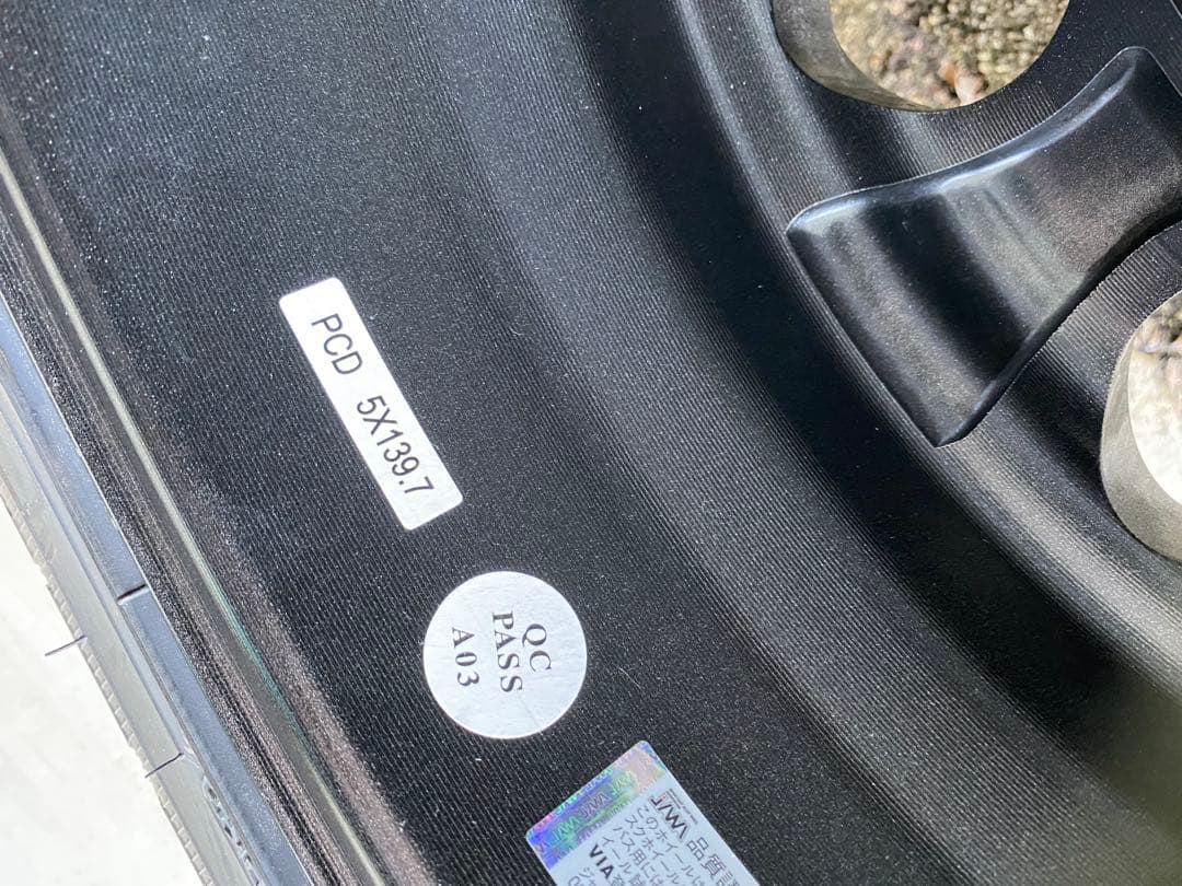 「引取り限定」ジムニー用スタッドレスタイヤ+アルミホイール4本セット(新品同様)