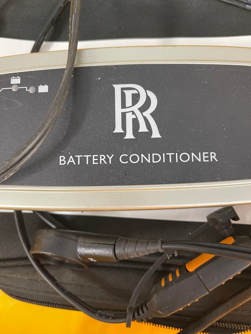 ロールスロイス・RR 純正バッテリーコンディショナー 専用ケース付き