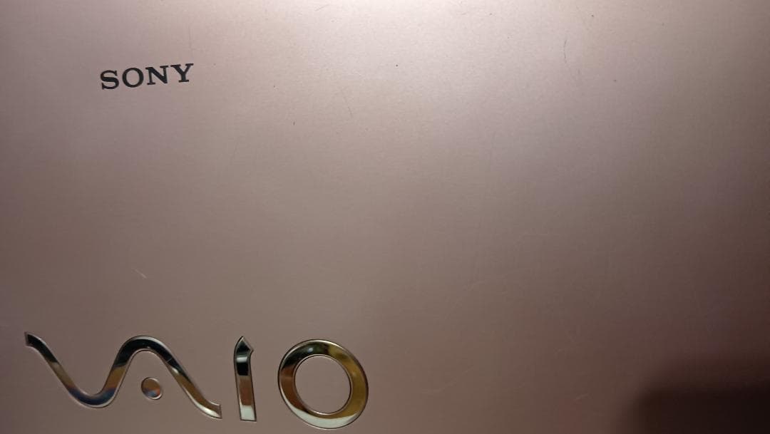 ピンク　オン　ピンク　Vaio SVE141A1AJ