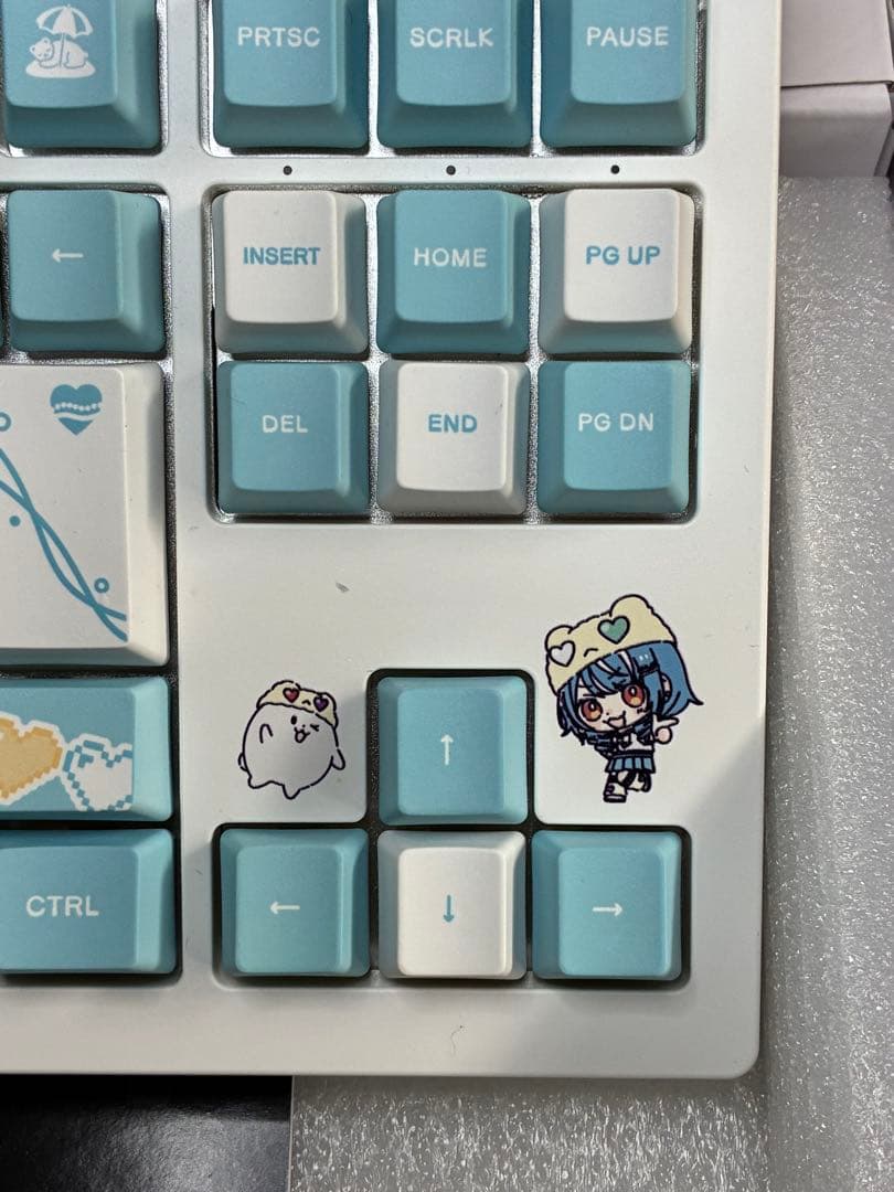 【値下げしました】ぶいすぽキーボード 白波らむね