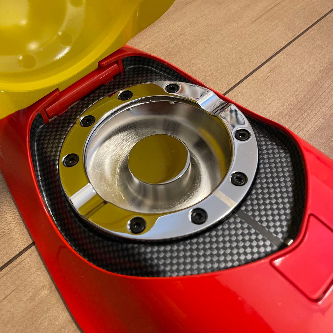 フェラーリ×マルボロ灰皿　インテリア