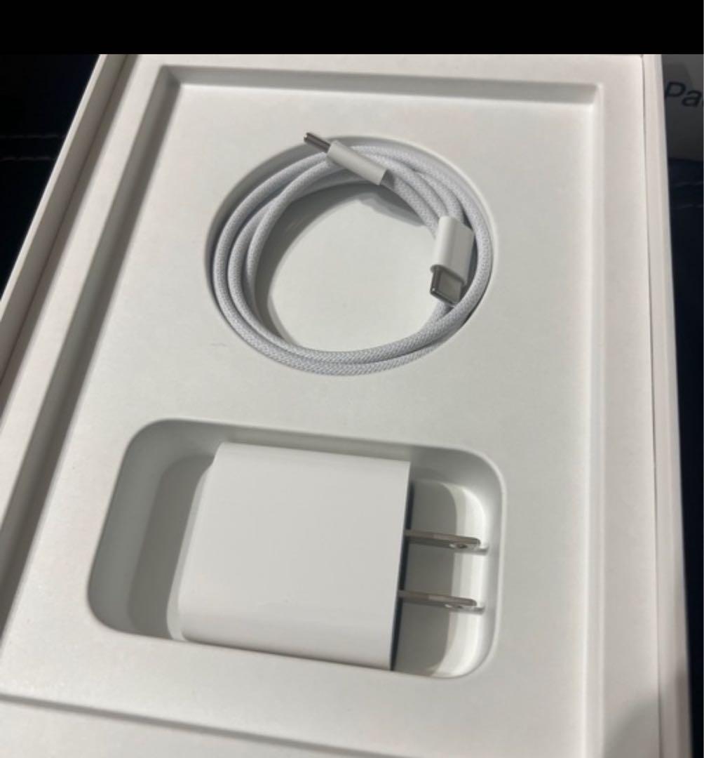 極美品　iPad mini 第7世代