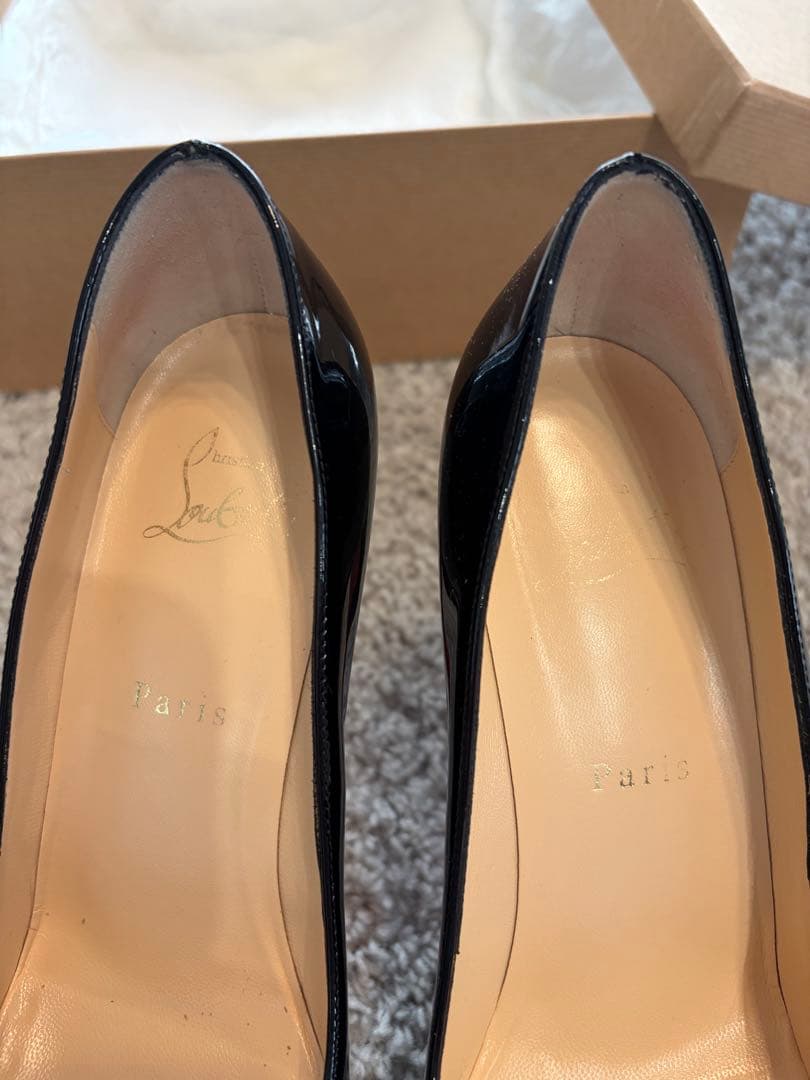 クリスチャン・ルブタン　ビアンカ　120 パテント