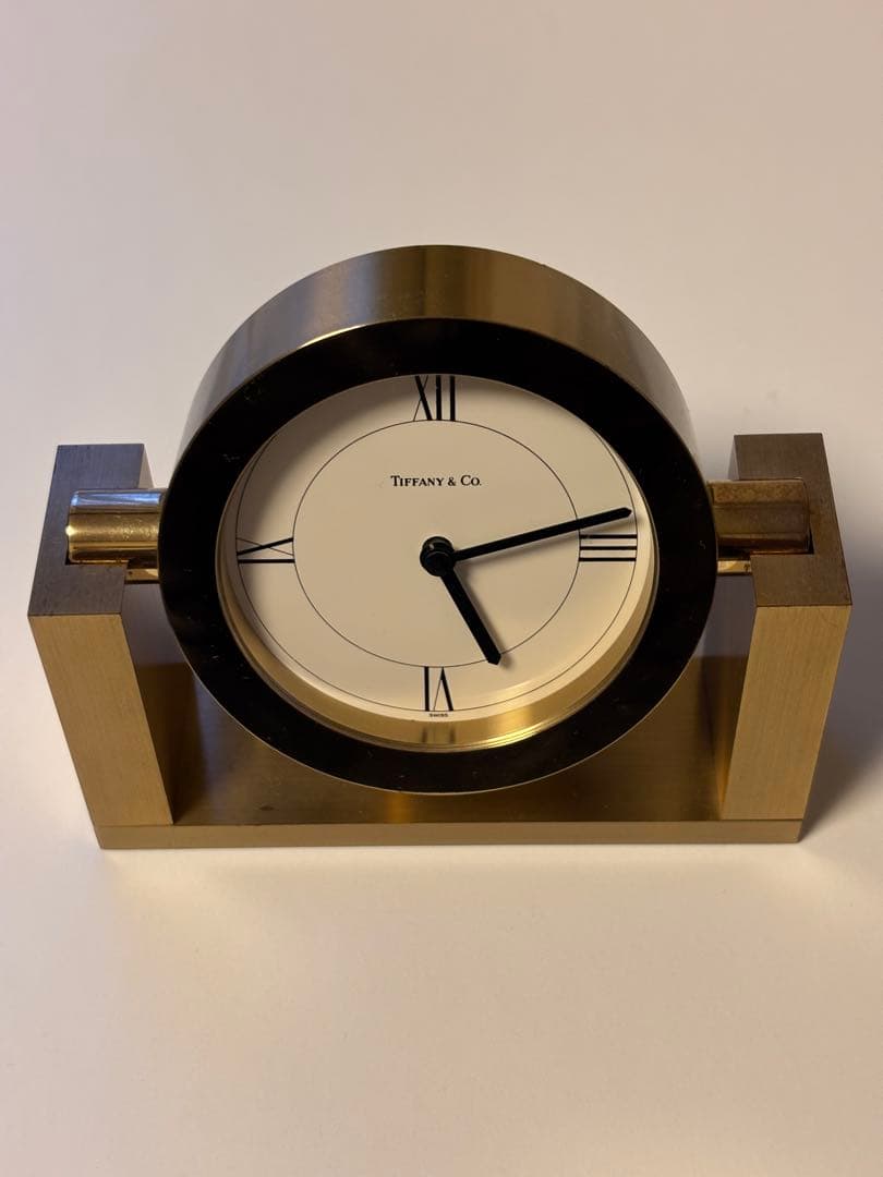 美品ティファニーTiffany & Co. 置時計稼働中です