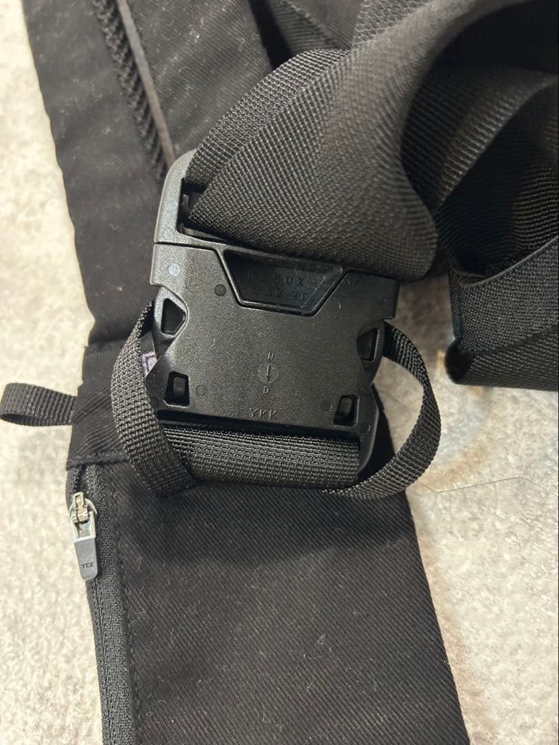 グスケット　365Plus 抱っこ紐