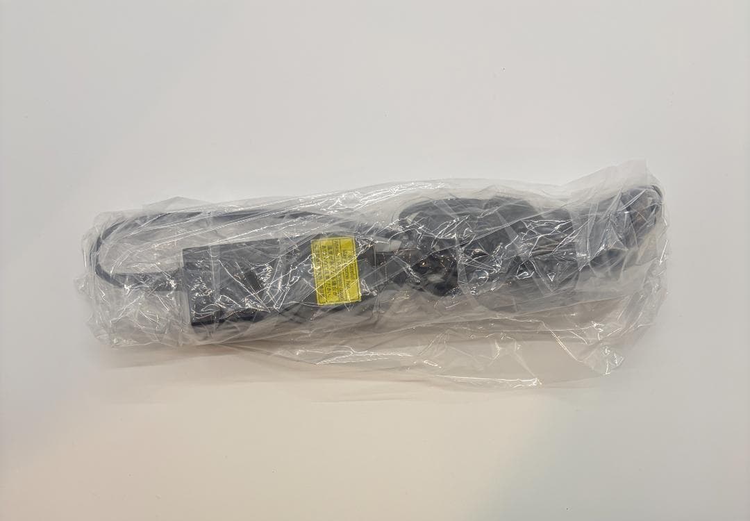 Windowsノート本体 Dynabook R73/H, Core i5, 8GB, 256GB SSD