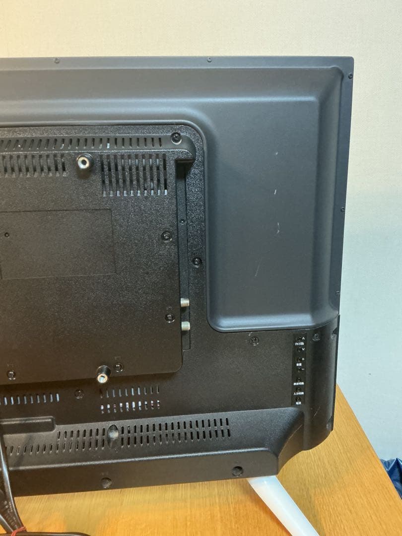 美品　届いてすぐ使える SANSUI 32型テレビ ブルー おしゃれ 付属品完備