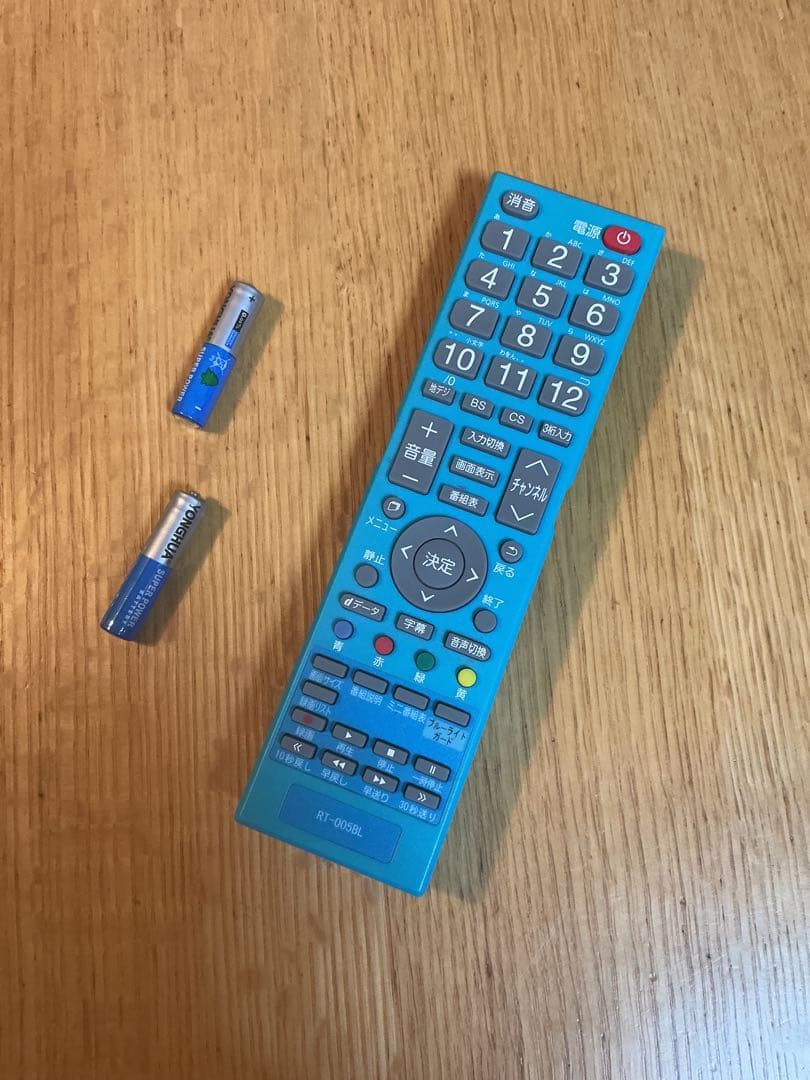 美品　届いてすぐ使える SANSUI 32型テレビ ブルー おしゃれ 付属品完備