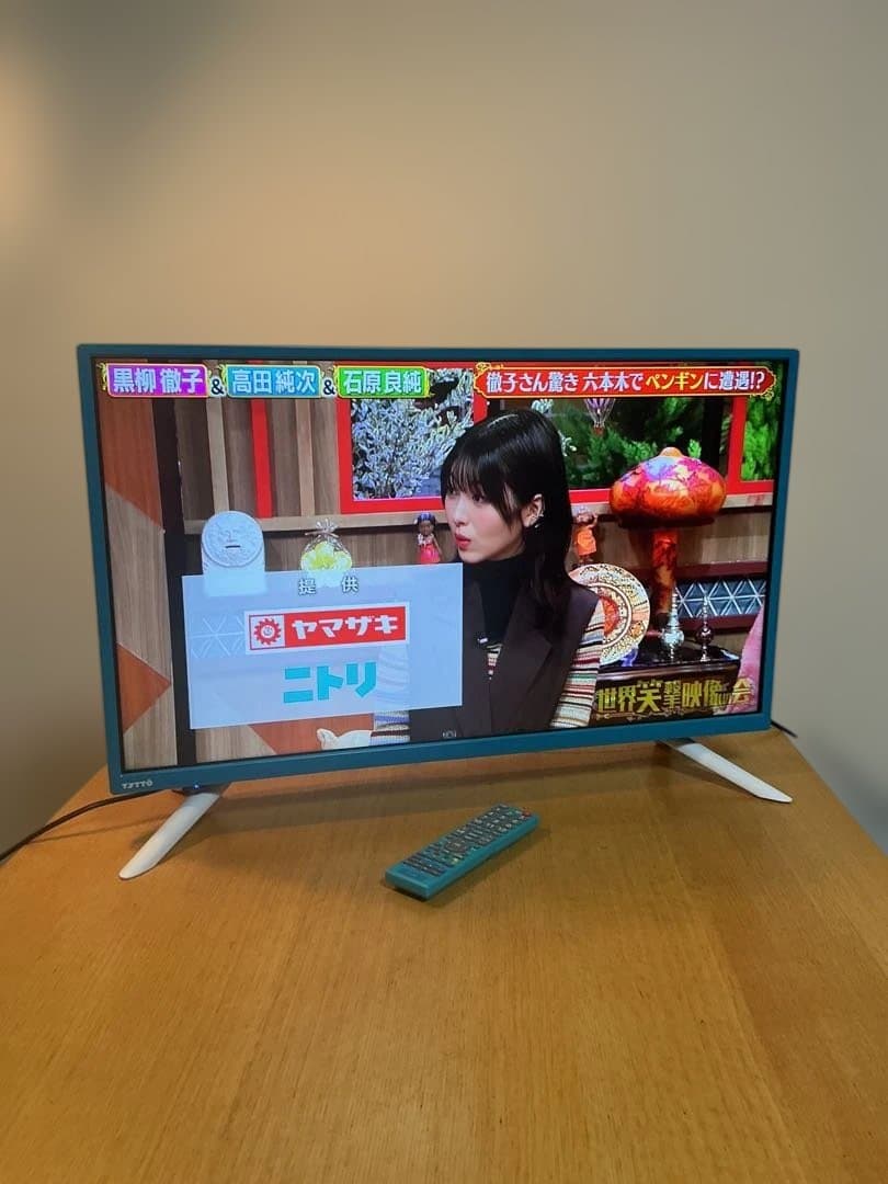 美品　届いてすぐ使える SANSUI 32型テレビ ブルー おしゃれ 付属品完備