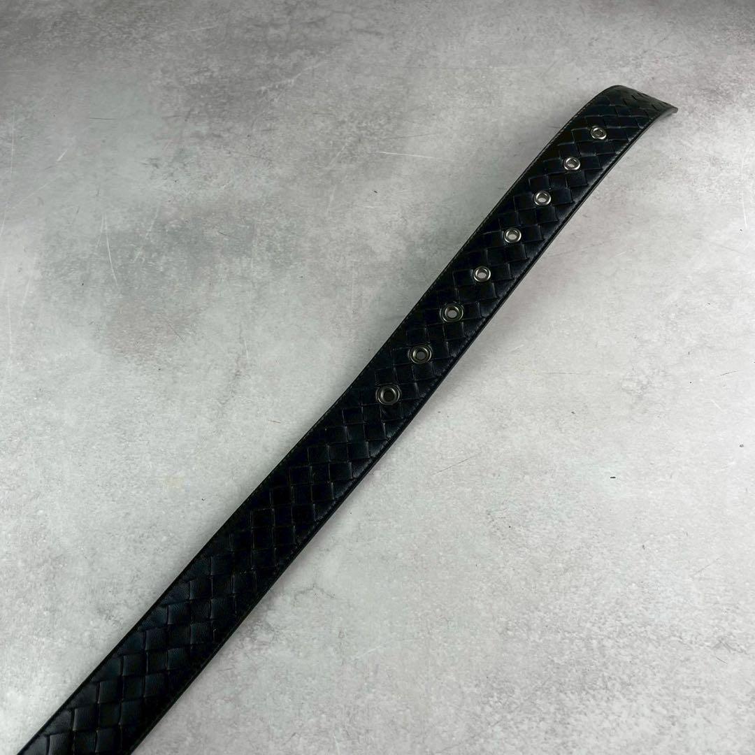 エスちゃん✨ボッテガヴェネタ ベルト 黒 レザー イントレチャート 高級感