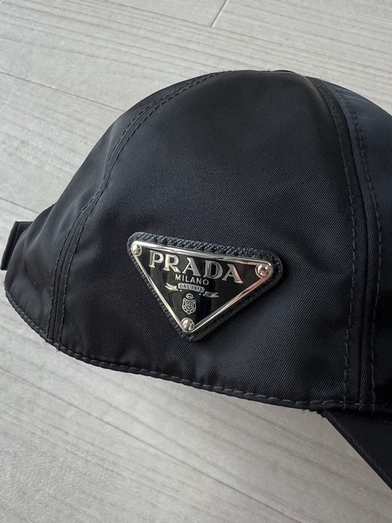 PRADA ナイロン　キャップ S