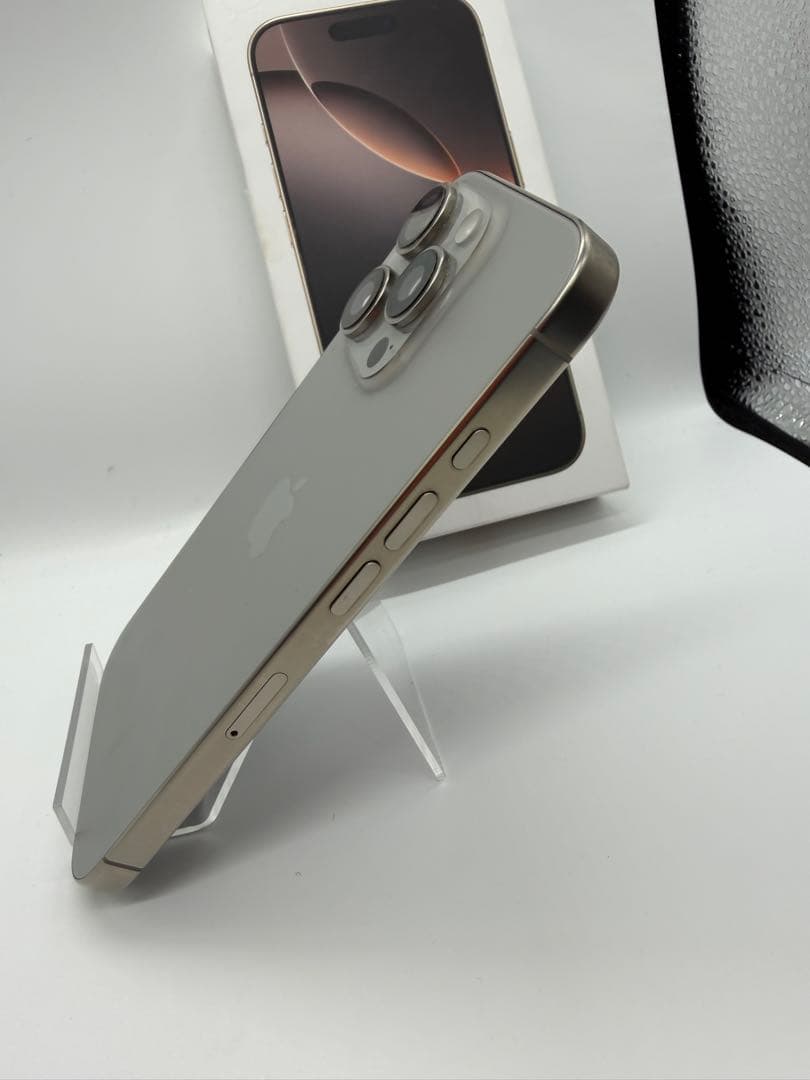 【極美品】iPhone16pro 128GB バッテリー92%