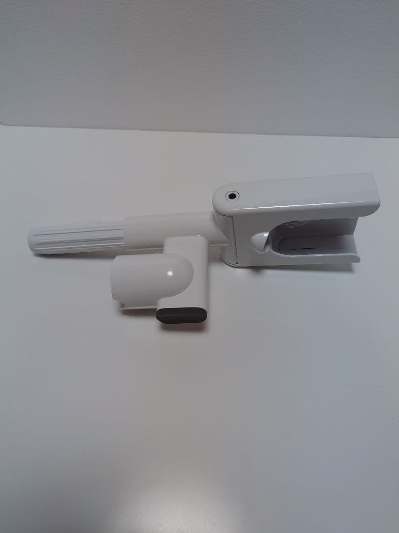 ダイソン V11 クリーナー（ジャンク）＋アダプター７種類＋充電スタンド