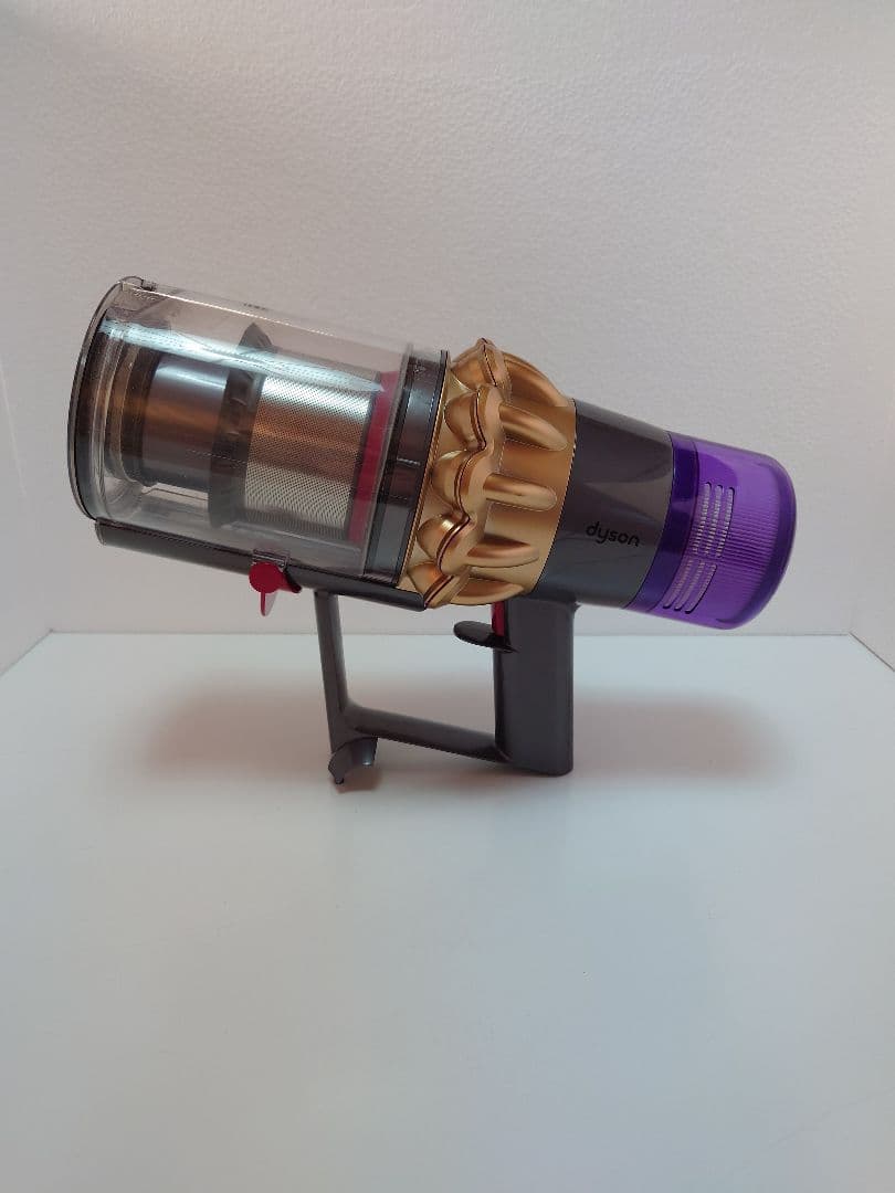 ダイソン V11 クリーナー（ジャンク）＋アダプター７種類＋充電スタンド