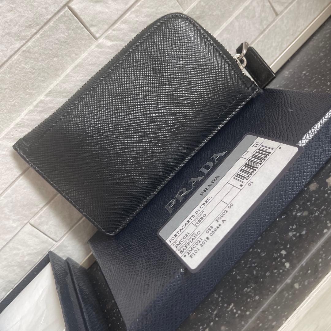 PRADAプラダ ポルタカルト・ディ・クレディト カードケース本革黒 美品