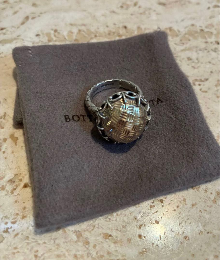 Bottega Veneta オーバル型リング　シルバー　指輪