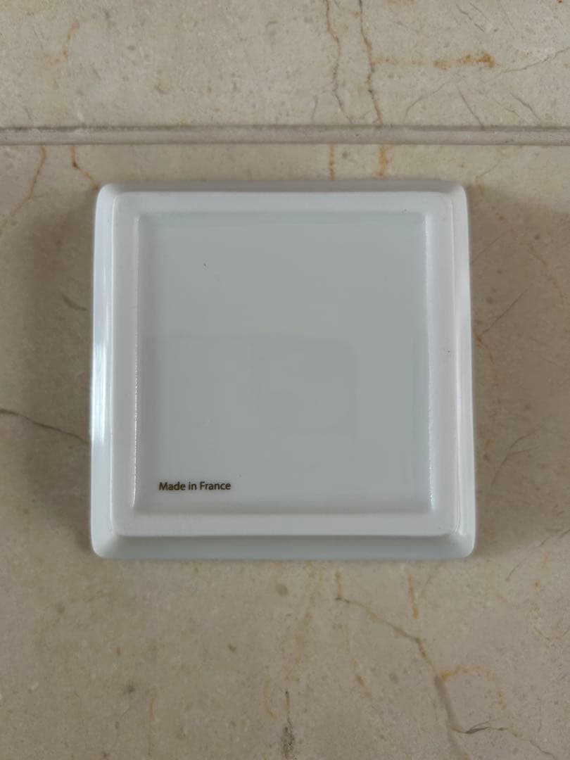 Cartier 窓デザイン 小物入れ　ミニトレイアッシュトレイ新品未使用　非売品