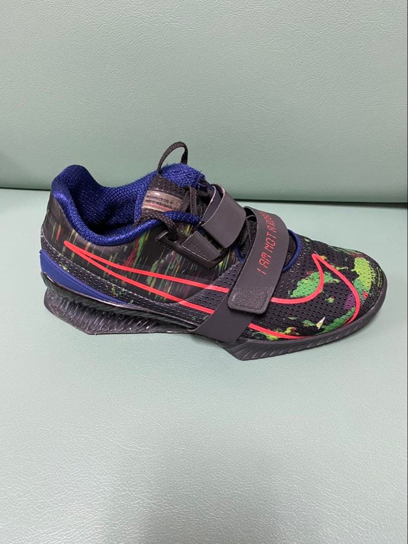 美品　ナイキ ロマレオス 4AMP トレーニングシューズ リフティング シューズ