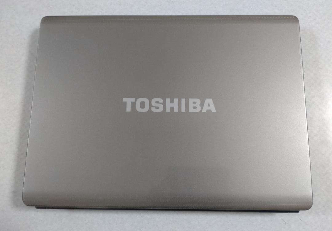 ノートパソコン（ダイナブック）