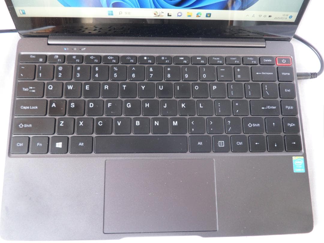 快速堅牢！AERO BOOK 13.3inc SSD256GB MEM8GB