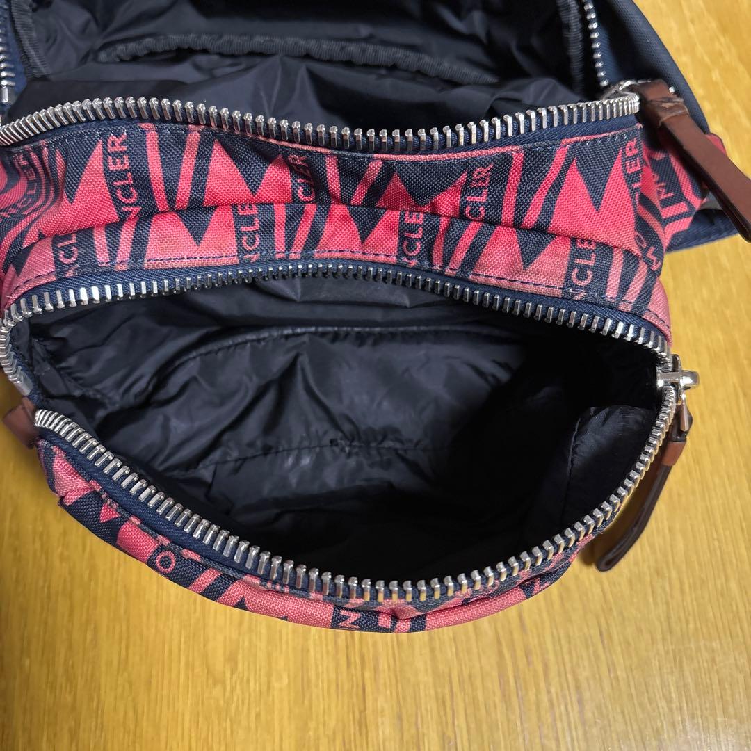 MONCLER ボディバッグ・ウエストポーチ レッド・ブラック