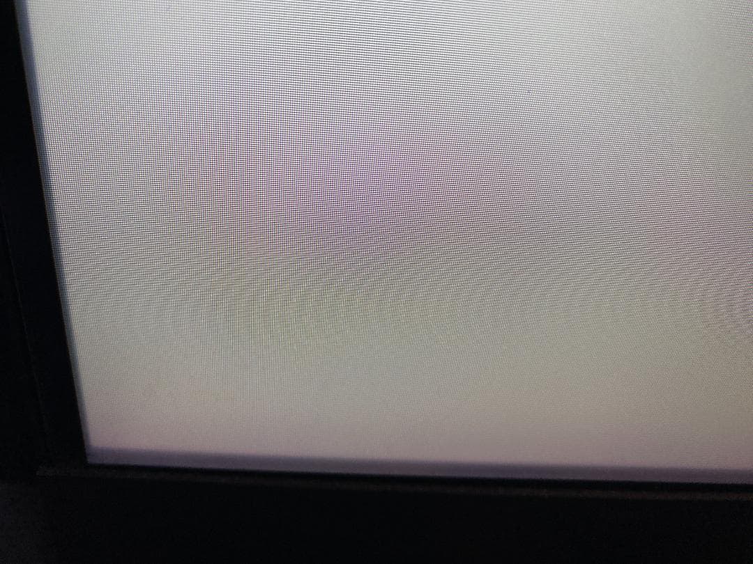 LG製 UltraGear 32GN650-Bモニター※V字型スタンドなし