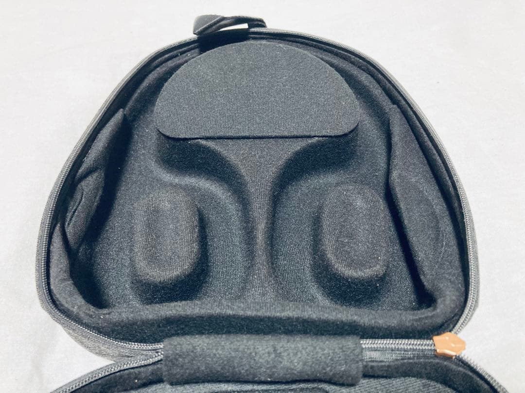 WH-1000XM5 ブラック ワイヤレスヘッドホン 収納ケース付