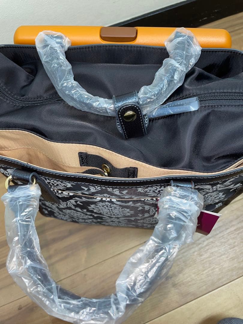 ◆未使用品◆ スワニーキャリーバッグ D-543 ダマスコ M18 ブラック色