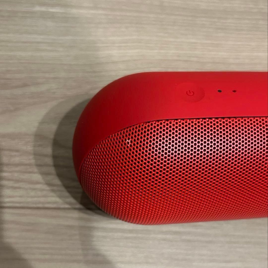 Beats Pill レッド